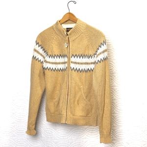 Women’s zip-up Woolrich sweater